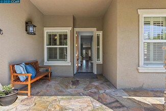 1017 Laurel Tree Dr, Concord, CA 94521