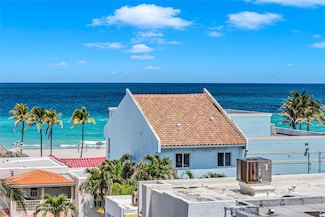 311 N Surf Rd, Hollywood, FL 33019