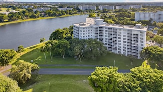 2940 N Course Dr Unit 903, Pompano Beach, FL 33069