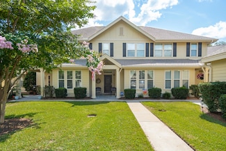 5511 Colonial Chatsworth Cir, North Charleston, SC 29418