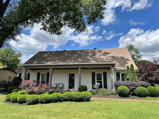 5702 Buxbriar Ave, Memphis, TN 38120