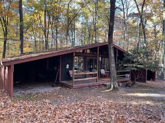 199 Mountainview Rd, Acme, PA 15610