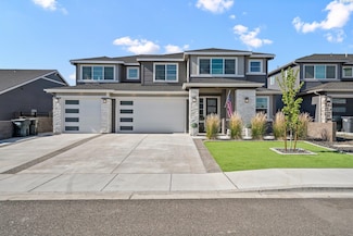 8217 Silver Mound Dr, Pasco, WA 99301