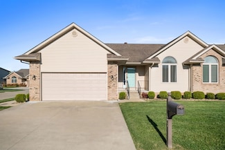 197 Condominium Dr, Grayson, KY 41143