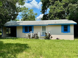 505 Johnson St, Douglas, GA 31533