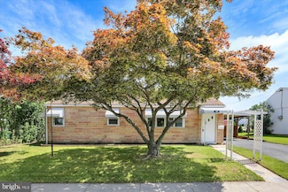 528 N Enola Dr, Enola, PA 17025