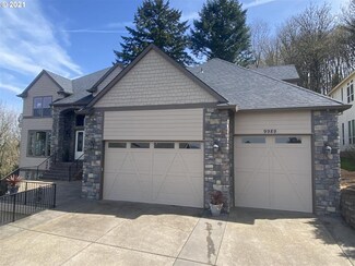 9989 SE Cheryl Ct, Happy Valley, OR 97086