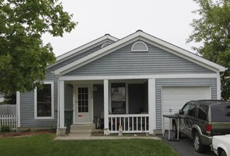 2428 Dunsworth Dr, Columbus, OH 43235