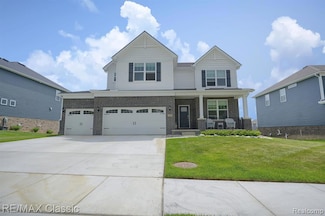 2785 Trillium Hills Dr, Commerce Charter Township, MI 48390