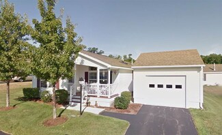 34 Stagecoach Way, Manchester, NH 03104
