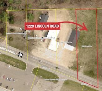 1229 Lincoln Rd, Allegan, MI 49010