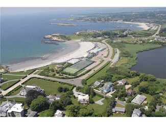 231 Coggeshall Ave, Newport, RI 02840