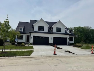 43763 Mound Rd, Sterling Heights, MI 48314