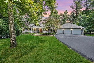 2205 Lakewood Forest Rd, Moneta, VA 24121