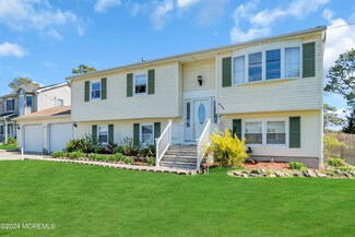900 11th Ave, Toms River, NJ 08757