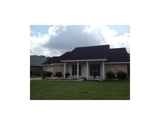 327 River Ridge Dr, Boutte, LA 70039