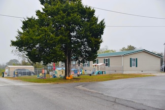 18459 Clark St, Preston, MO 65732