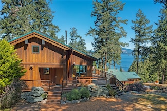 566 Ridgedale Rd, Friday Harbor, WA 98250