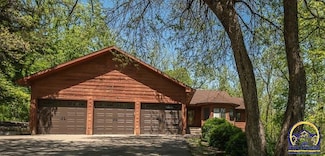 14122 46th St, Perry, KS 66073