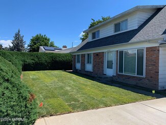 3306 Gregory Ave, Yakima, WA 98902