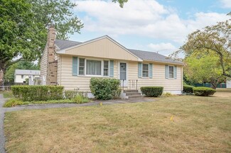 7 John F. Kennedy Dr, Norton, MA 02766