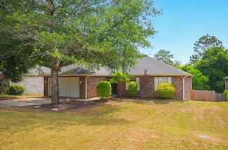 6474 Moonlight Ln, Crestview, FL 32539