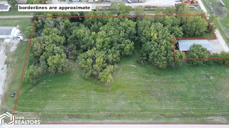 000 Newton Rd, Corydon, IA 50060