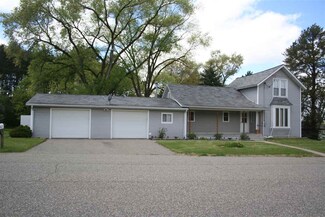 100 Schreier Dr, Camp Douglas, WI 54618