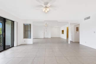 726 Sunny Pine Way Unit C2, Greenacres, FL 33415