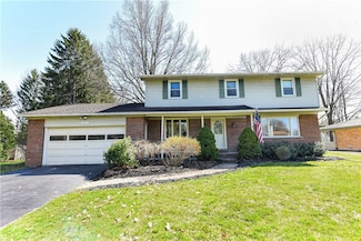1077 Hrezent View Ln, Webster, NY 14580