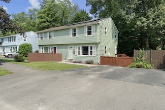 68 Crest Cir, Worcester, MA 01603