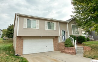 7608 Fillmore St, Omaha, NE 68122
