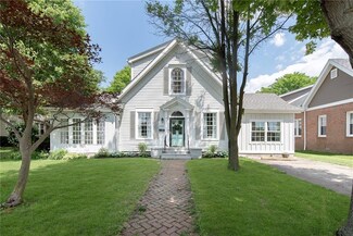 233 N Main St, Tipton, IN 46072