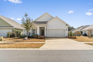 382 Lightning Bug Ln, Freeport, FL 32439