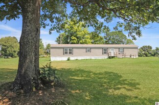 3010 State Line Rd E, Hazel, KY 42049