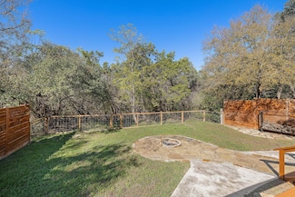 8110 Nairn Dr, Austin, TX 78749