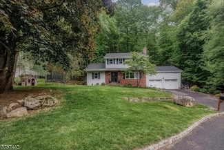 14 Cardinal Dr, Sparta, NJ 07871