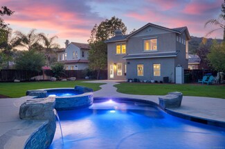 2771 Palmetto Dr, Carlsbad, CA 92009
