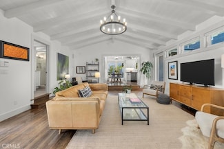 2616 Pine Ave, Manhattan Beach, CA 90266