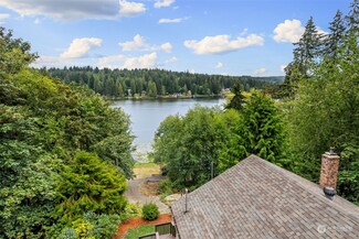 4144 SE Thelma Ln, Port Orchard, WA 98367