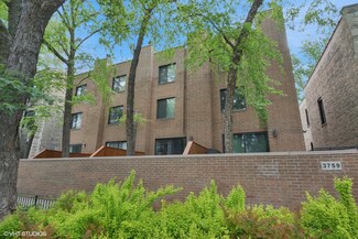 3759 N Kenmore Ave Unit A, Chicago, IL 60613