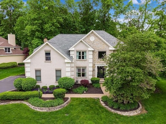 2655 Aikin Cir S, Lewis Center, OH 43035