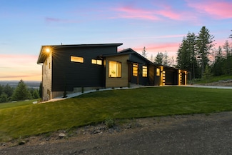 5101 Girard Ln, Spokane, WA 99223