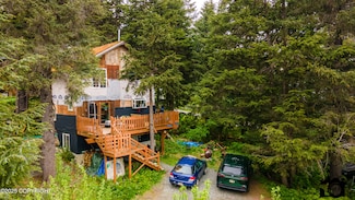 1135 Alyeska Hwy, Girdwood, AK 99587