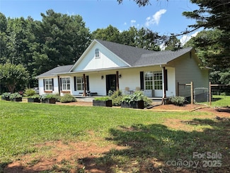 8122 Hutchison Ln, Vale, NC 28168