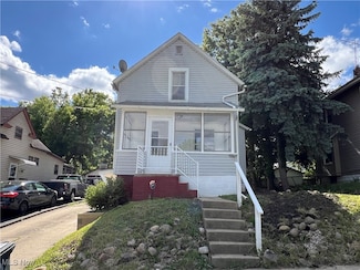 2286 6th St SW, Akron, OH 44314