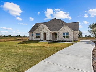 224 Cripple Creek Ln, Angleton, TX 77515