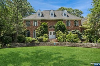 17 N Ridge Rd, Denville, NJ 07834