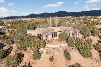 24 Old Agua Fria Rd W, Santa Fe, NM 87508