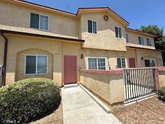 3755 E 52nd St, Maywood, CA 90270
